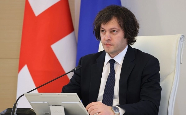 მივიღეთ გადაწყვეტილება, პლასტმასის ბოთლებში სასმელის წარმოების იმპორტისა და ბაზარზე განთავსების რეგულაციის ამოქმედება 4 წლით გადავავადოთ - ირაკლი კობახიძე