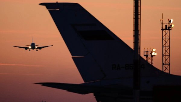 Boeing-777 ალმა-ატის აეროპორტში ჩვილის გარდაცვალების გამო საგანგებოდ დაეშვა