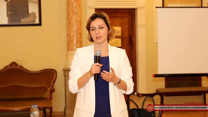 ანა დოლიძე: ლიდერებად არ იბადებიან, ლიდერები ხდებიან