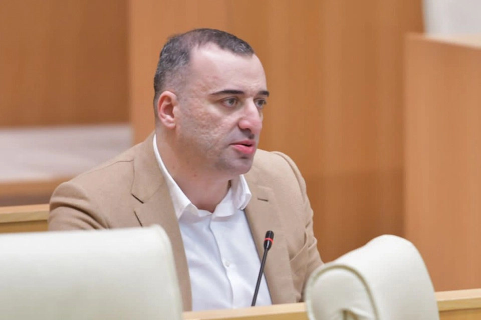 გარკვეული ადამიანები ჩვენს ბიჭებს ფულის სანაცვლოდ სთავაზობენ, მიიღონ მონაწილეობა საომარ მოქმედებებში  - რატი იონათამიშვილი