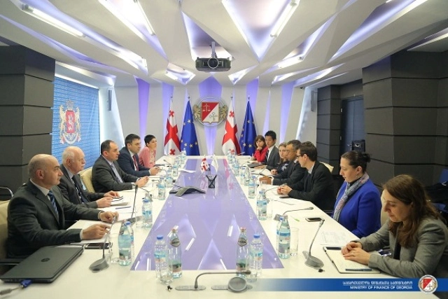  დიმიტრი ქუმსიშვილი მსოფლიო ბანკის დელეგაციას ხვდება