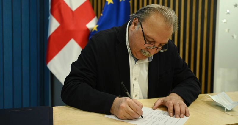 რეზოლუციას ვერც ერთ შემთხვევაში მხარს ვერ დავუჭერ. ვერც წინააღმდეგ მივცემ ხმას - გრიგოლ ვაშაძე