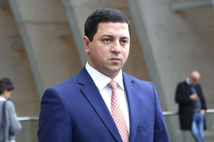 უნდა ავირჩიოთ ადამიანი, ვინც საქართველოს სახელით დაელაპარაკება ყველას - ვისაც ესმის ევროპისა და ამერიკის ენა და ვინც იცის რა ხდება მსოფლიოში - თალაკვაძე