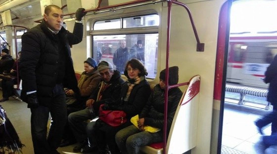 წინასაარჩევნო კამპანია თუ... - მაია ფანჯიკიძე და ზურაბ აბაშიძე მეტროში