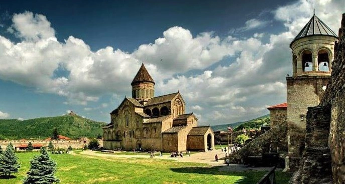 საქართველოს სამოციქულო ეკლესია ავტოკეფალიის აღდგენის დღეს აღნიშნავს