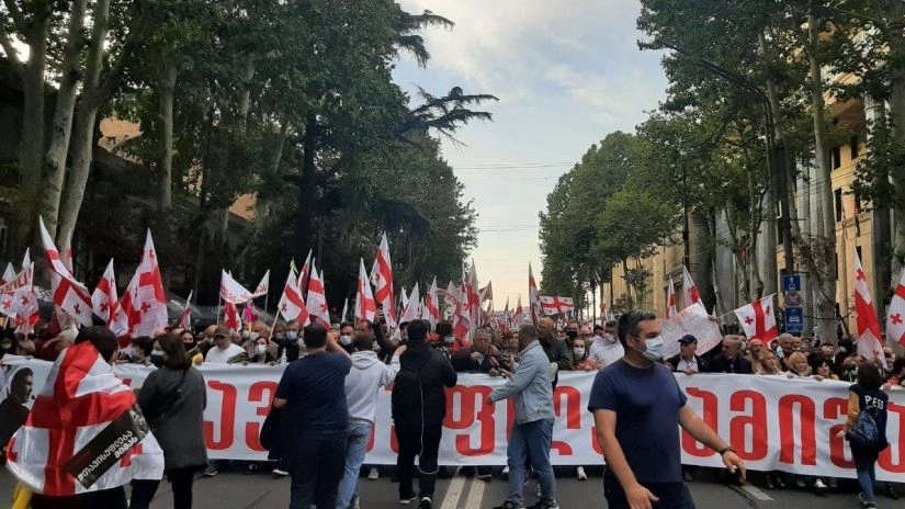 თავისუფლების მოედანზე მიხეილ სააკაშვილის მხარდამჭერი აქცია მიმდინარეობს