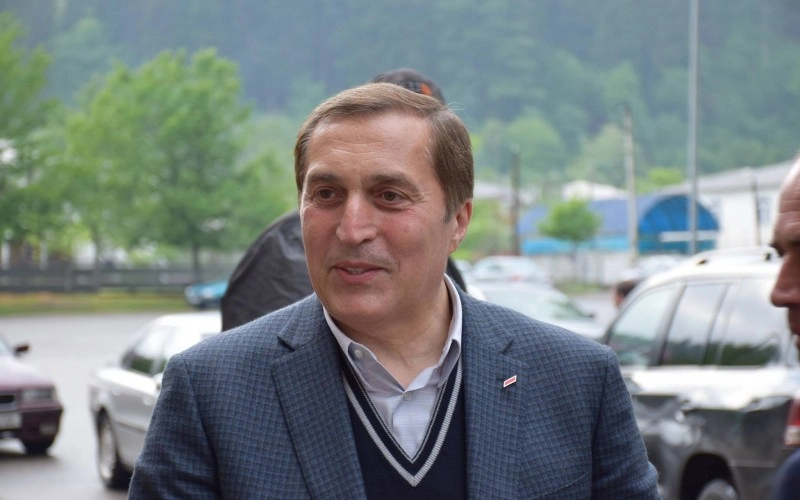  პაატა ბურჭულაძის ბლოკმა საარჩევნო სია წარადგინა