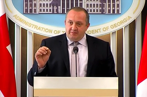  პრეზიდენტმა საარჩევნო ცვლილებებს ხელი მოაწერა და განმარტება გააკეთა