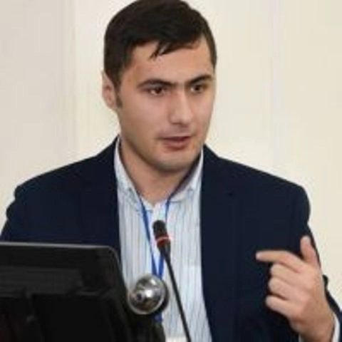 „ნაციონალური მოძრაობის“ პოლიტიკური საბჭოს წევრს თავს დაესხნენ