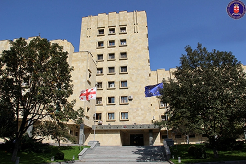 პროკურატურის გადაწყვეტილებით, დაზარალებულ მოქალაქეებს უკანონოდ ჩამორთმეული 6 ა/მანქანა და 589 კვ.მ. კომერციული ფართი დაუბრუნდებათ