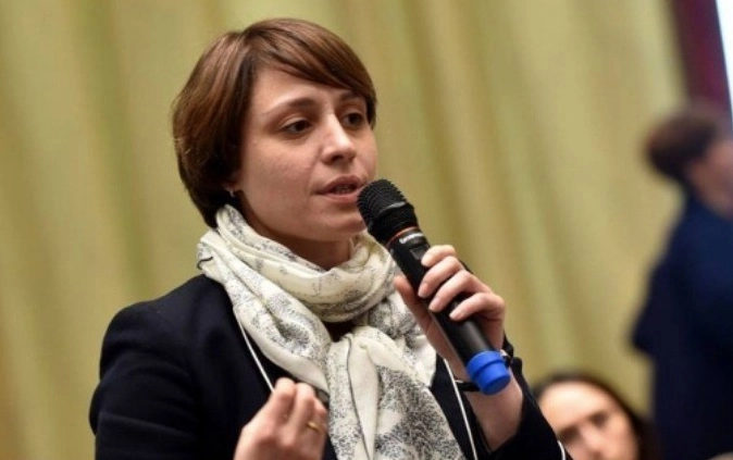 ერთადერთი პოლიტიკური ძალა, რომელიც ლობირებს მორჩილი სასამართლო სისტემის შექმნას ნებისმიერ ფასად, არის „ქართული ოცნება - ელენე ხოშტარია