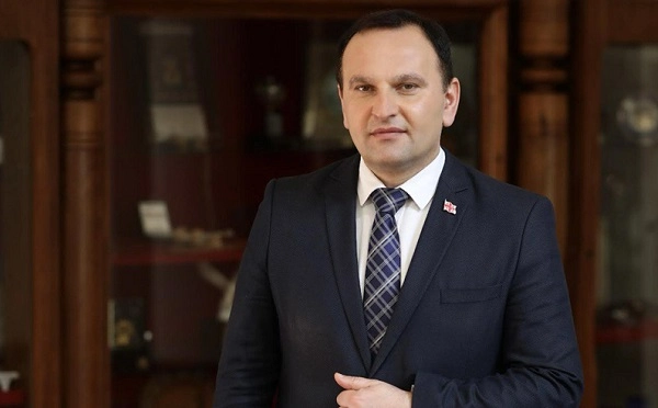ბიჭებს ქვეყნის გახარებისთვის საჩუქარი გადაეცათ, მათი მხრიდან მადლობის გადახდა ბუნებრივად მივიღე - პაატა მანჯგალაძე