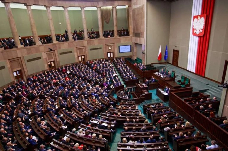პოლონეთის სეიმმა მიიღო დადგენილება, რომლითაც II მსოფლიო ომის დაწყებაში ნაცისტურ გერმანიასთან ერთად სსრკ-ც არის დადანაშაულებული