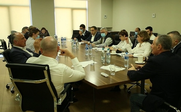 შარლ მიშელის დოკუმენტზე ხელმომწერი ოპოზიციონერი პოლიტიკოსები ერთობლივ განცხადებას ავრცელებენ
