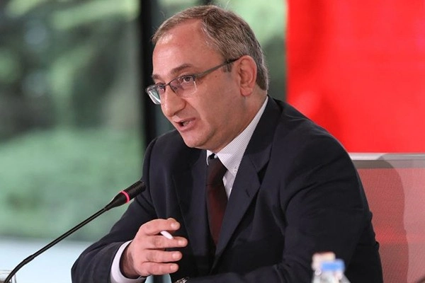 ყველა, ვინც ახლა ზუგდიდში, ბანკის შენობაშია, არის ნაცსექტის ტერორ-სპექტაკლის მონაწილე - ბონდო მძინარაშვილი