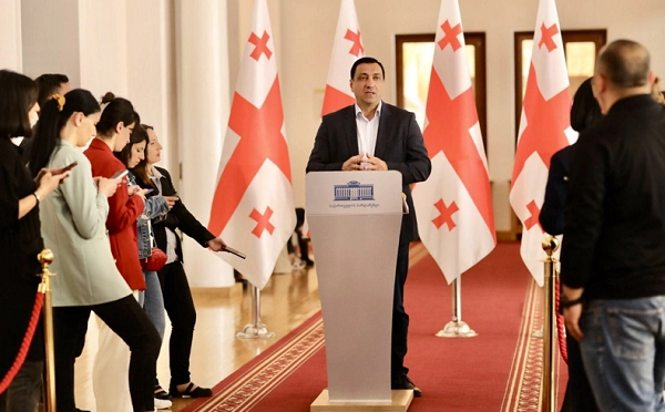 ჩვენი დასავლელი პარტნიორები, უკრაინა, საქართველოს რუსეთის ორბიტაზე მოიაზრებენ, საქართველოს მოხსენიება ბელარუსთან ერთად ხდება - ლევან ბეჟაშვილი