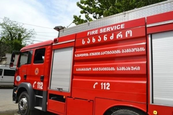 ფოთის სავაჭრო ცენტრში გაჩენილი ხანძარი ლიკვიდირებულია