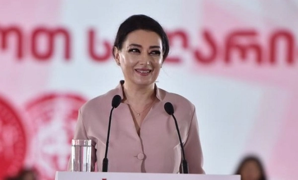 თაკო ჩარკვიანი მიხეილ სააკაშვილის დასაბრუნებლად "საერთო სახალხო მოძრაობას" აფუძნებს 