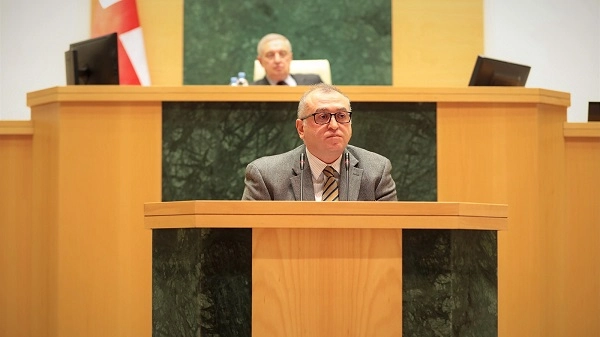 პარლამენტმა ეროვნული ბანკის 2022-2024 წლების ფულად-საკრედიტო და სავალუტო პოლიტიკის ძირითადი მიმართულებები დაამტკიცა 