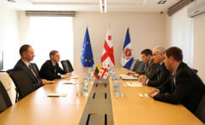 შს მინისტრი ლიტვის რესპუბლიკის ელჩს შეხვდა