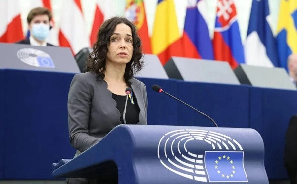 ვწუხვარ, მაგრამ შორიდან, დამკვირვებლის პოზიციაში ყოფნა ზიანს აყენებს ევროკავშირსაც და ქართველ ხალხსაც - მირიამ ლექსმანი მაკრონს და შოლცს