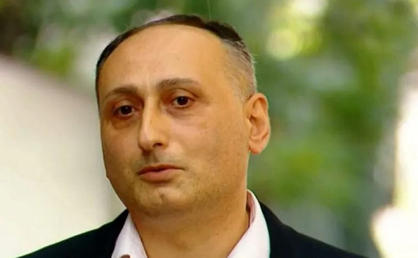 კლინიკების ასოციაციის პრეზიდენტი ექიმებს მოუწოდებს, არ გაუწიონ დახმარება ხელისუფლების წარმომადგენლებს, ვიდრე სააკაშვილს სამოქალაქო კლინიკაში არ გადაიყვანენ 