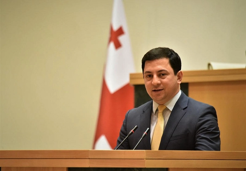 პარლამენტის თავმჯდომარედ არჩილ თალაკვაძე აირჩიეს