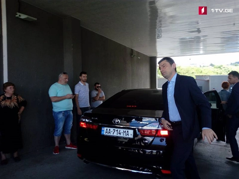 გომბორის გზაზე ავარიის დროს დაშავებულების მოსანახულებლად თელავის ჰოსპიტალში გიორგი გახარია ჩავიდა