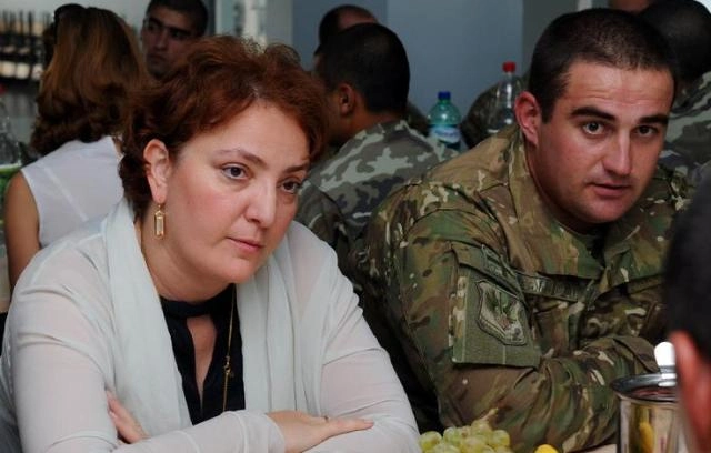 თავდაცვის მინისტრმა აზერბაიჯანელ სამხედროებს  ყურბან ბაირამი მიულოცა