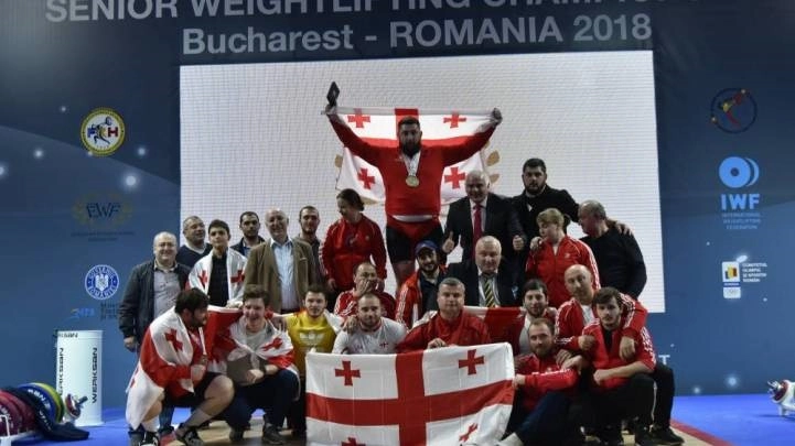 გუნდურ ჩემპიონატში გამარჯვებული საქართველოს ძალოსანთა ნაკრები სამშობლოში დაბრუნდა
