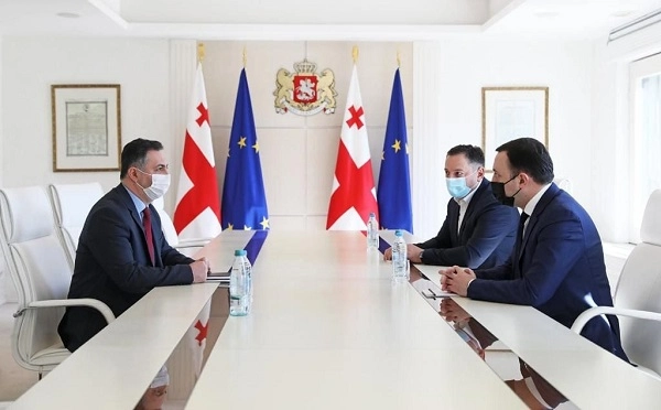 ეროვნული უსაფრთხოების საბჭოს აპარატის უფროსად გივი თუმანიშვილი დაინიშნა