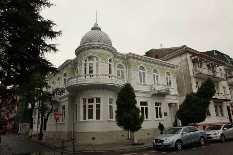  ბათუმში "მწერალთა სახლის" რესტავრირებული შენობა საზეიმოდ გაიხსნა