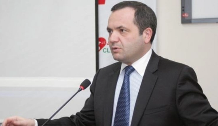 ლარის გაუფასურება, ქვეყანაში არსებულმა არანორმალურმა მდგომარეობამ გამოიწვია - ზურაბ ჭიაბერაშვილი