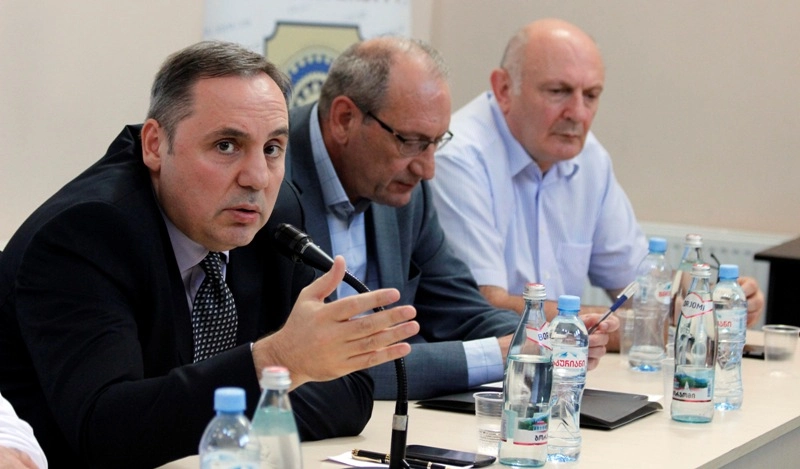გოჩა ცოფურაშვილი გორში ფერმერებს შეხვდა