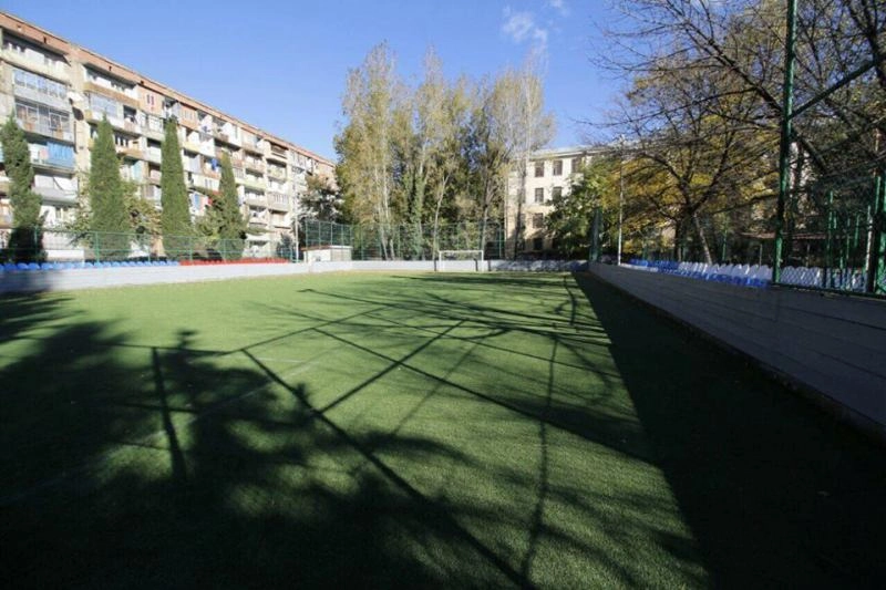 ნაძალადევის რაიონი 1 ივნისს ბავშვებს განახლებული  სტადიონებით ულოცავს