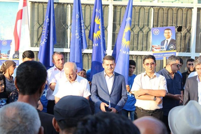 გარდაბნის მაჟორიტარობის კანდიდატი სავალან მირზოევი ამომრჩევლებს კალინინოსა და ნაზარლოში შეხვდა