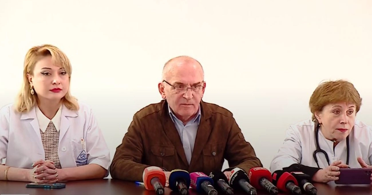 მიხეილ სააკაშვილს აქვს სრული შეუგუებლობა იმ პირობებისადმი, რა პირობებშიც იმყოფება, თავადაც ამბობს, რომ რეკომენდაციებს შეასრულებს მხოლოდ იმ შემთხვევაში, როდესაც იქნება თავისუფალი - ზურაბ ჩხაიძე
