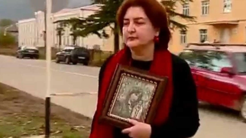 ილოცეთ ჩვენზე - ადა მარშანია