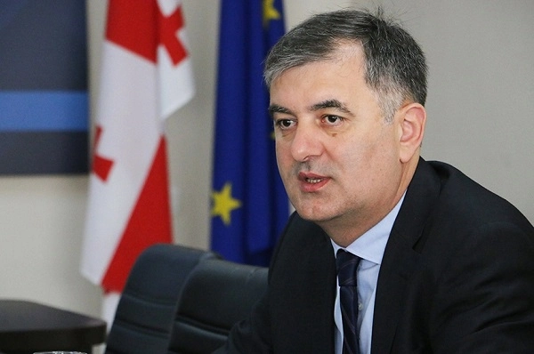 მეჩეთებში ლოცვა შეწყვეტილია, ეკლესიების უმრავლესობაში კი დაცული იყო დისტანცია -  სოზარ სუბარი