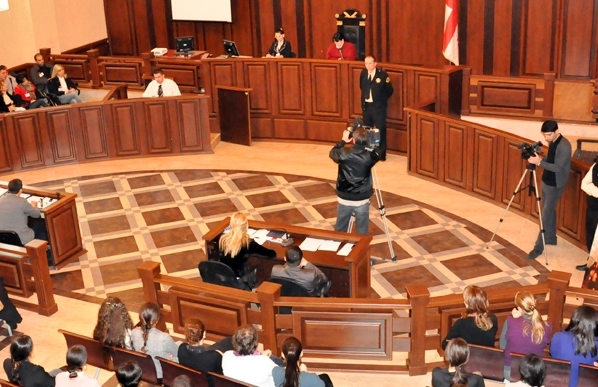 ე.წ. კორტების სპეცოპერაციის საქმის არსებითი განხილვა დღეს გაგრძელდება