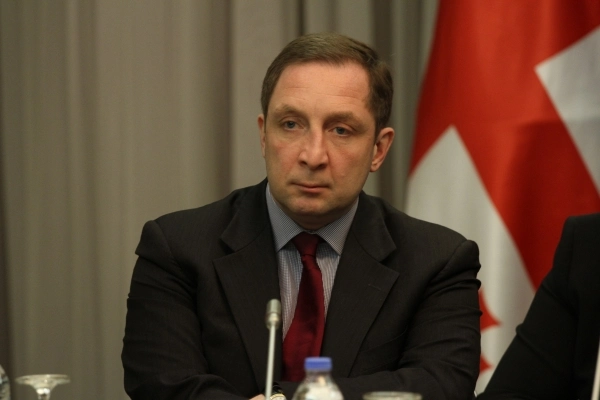 გამომძიებლებმა პეტრიაშვილი შესაძლოა დღეს დაკითხონ