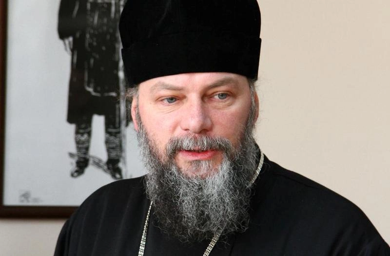 მოსამართლემ, მთელ მის თაობას და ასევე სასამართლოს ჩაადენინა სუიციდი - მეუფე პეტრე ცაავა დეკანოზის განაჩენზე