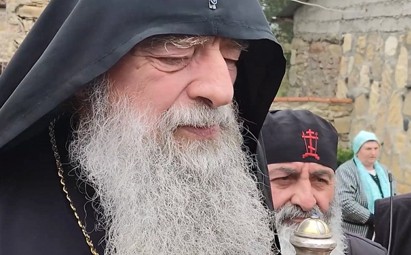 მოპარულია დიპლომი, სადაც იყო, იქ აღარ არის, ყველამ ვიცით, რომ ზეწოლაც ხდება და ჩარევებიც - მეუფე იობი