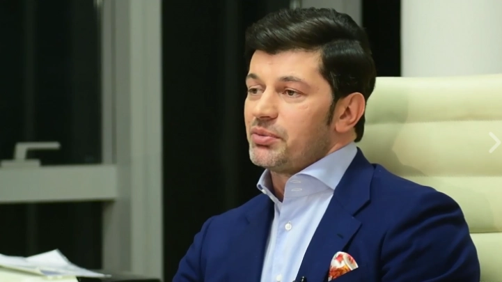 ვერ დავუშვებთ ღია კაფეების თვითნებურად მოწყობას - კახა კალაძე