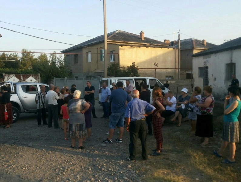 ნუგზარ წიკლაური გამარჯვებაში მოსახლეობას შეხვდა 