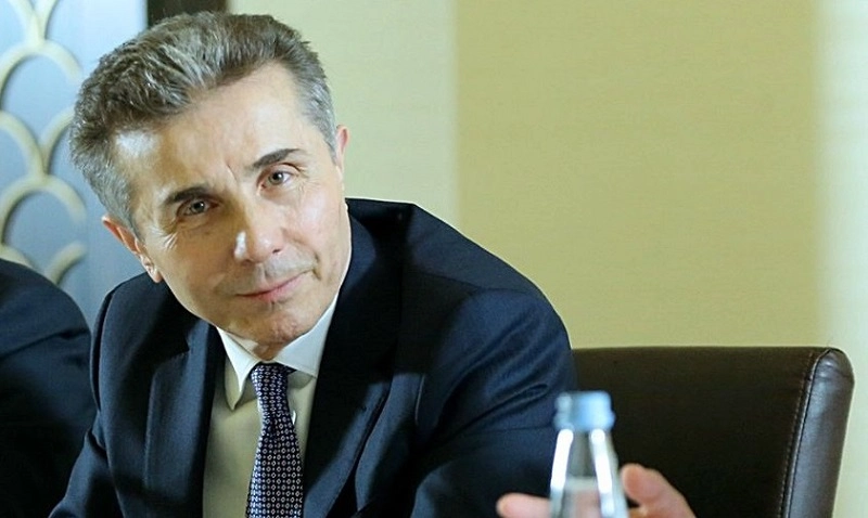 მირჩევნია ჩემი და შვეიცარიული ბანკის ურთიერთობა ჩემს პირად პრობლემად დავტოვო და საზოგადოებას თავს არ მოვახვიო - ივანიშვილი