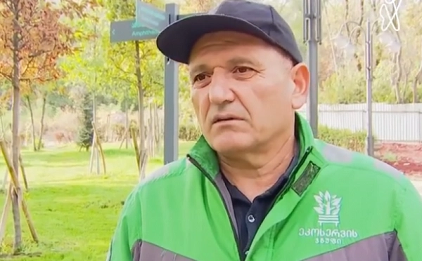 სამივე ბავშვი უგონოდ იყო, ორის გამოყვანა შევძელი, სადამდეც გამიძლო ორგანიზმმა - დევი მეზურნიშვილი