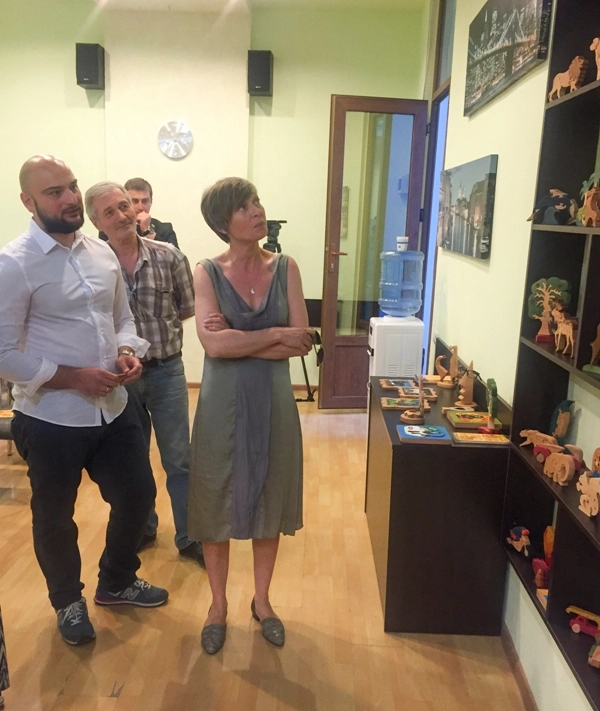 პირველმა ლედიმ სოციალური საწარმო დაათვალიერა