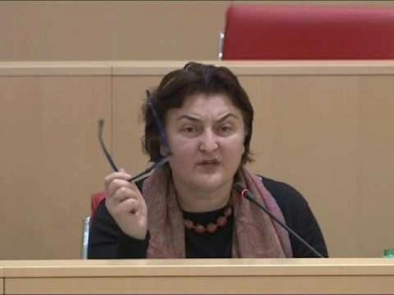 „ქართულო ოცნებავ“, ახია თქვენზე, რომ ესენი თქვენ აქ ლექციებს გიკითხავენ - ადა მარშანია
