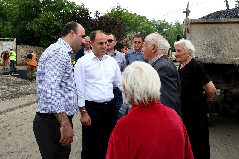 სამგორის რაიონში დიდი ლილოს გზის რეაბილიტაცია მიმდინარეობს